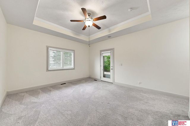 7521 Greycliff Drive, Lincoln, NE 68516