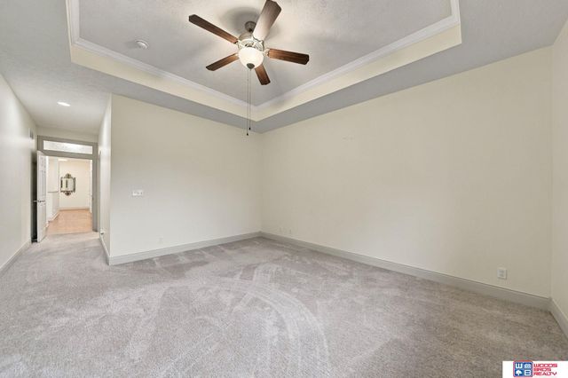 7521 Greycliff Drive, Lincoln, NE 68516
