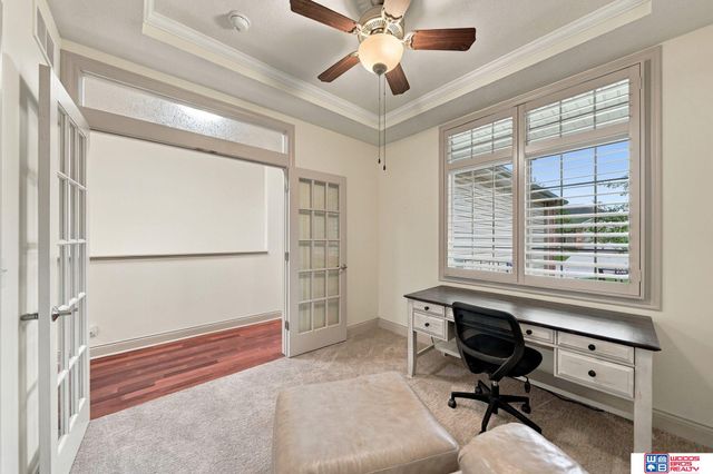 7521 Greycliff Drive, Lincoln, NE 68516