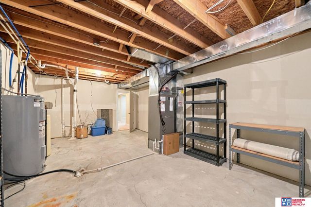 7521 Greycliff Drive, Lincoln, NE 68516