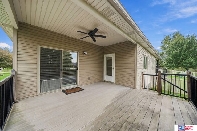 7521 Greycliff Drive, Lincoln, NE 68516