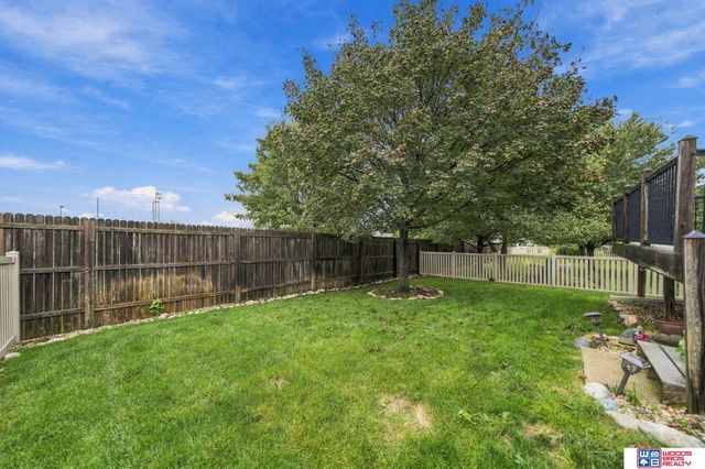7521 Greycliff Drive, Lincoln, NE 68516