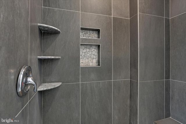 1209 MARKET ST, Harrisburg, PA 17103