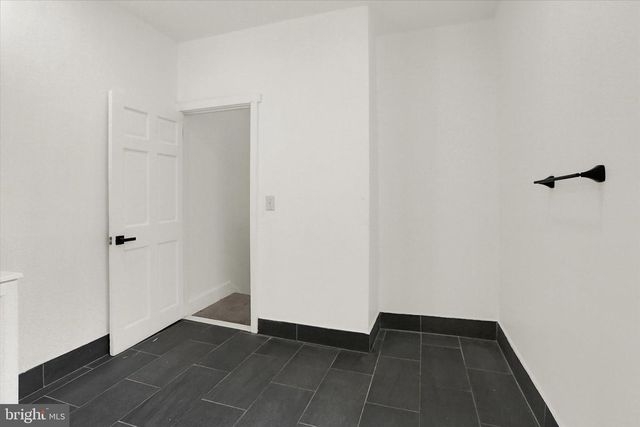 1209 MARKET ST, Harrisburg, PA 17103