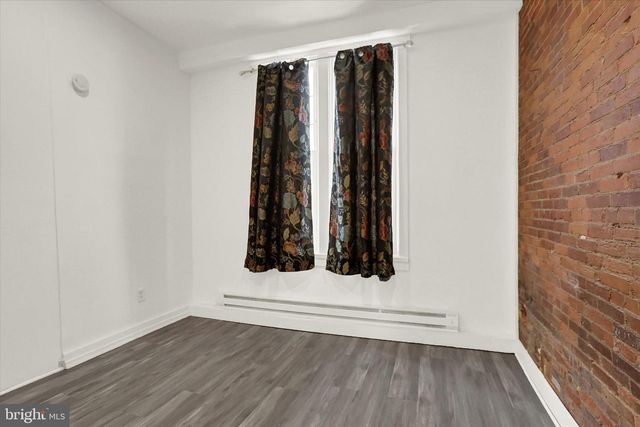 1209 MARKET ST, Harrisburg, PA 17103