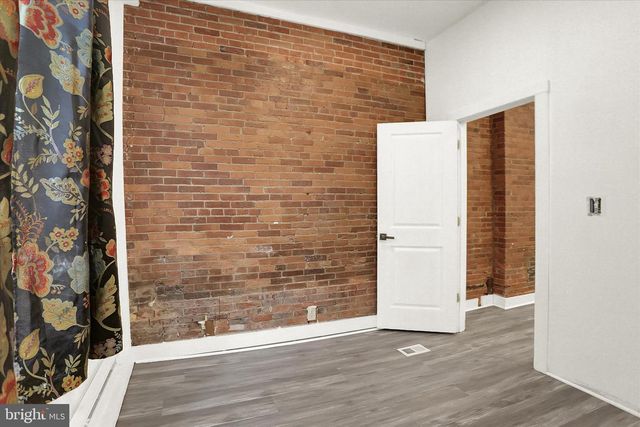 1209 MARKET ST, Harrisburg, PA 17103