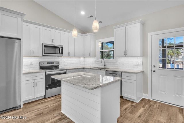 1040 Mcilwaine Drive SW, Supply, NC 28462