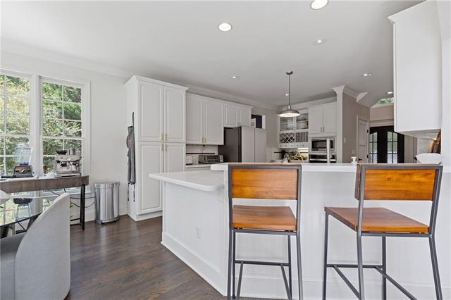 685 Red Sunset Circle, Powder Springs, GA 30127