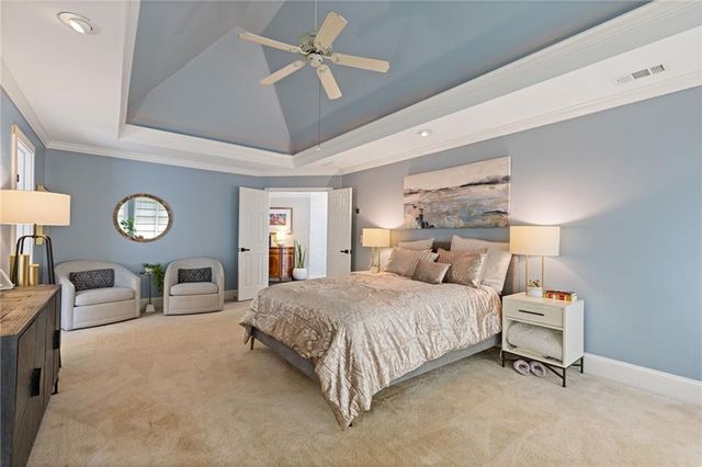 685 Red Sunset Circle, Powder Springs, GA 30127