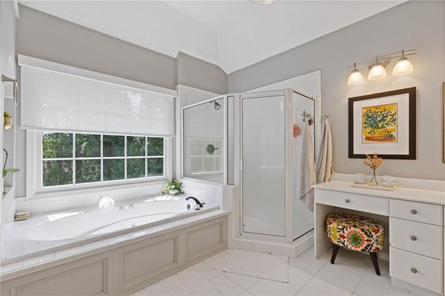 685 Red Sunset Circle, Powder Springs, GA 30127