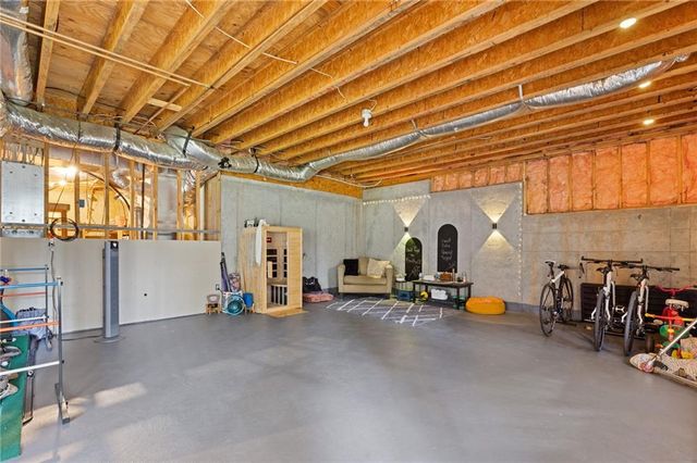 685 Red Sunset Circle, Powder Springs, GA 30127