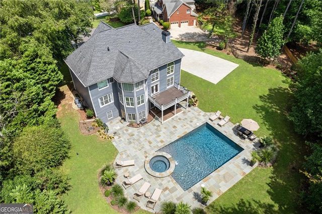 685 Red Sunset Circle, Powder Springs, GA 30127