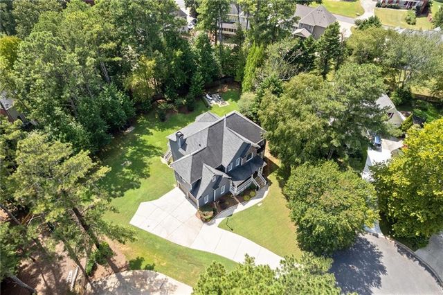 685 Red Sunset Circle, Powder Springs, GA 30127