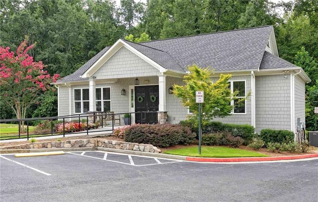 685 Red Sunset Circle, Powder Springs, GA 30127