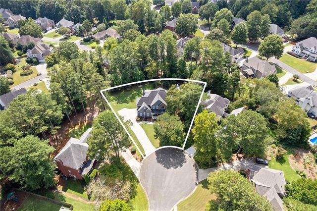 685 Red Sunset Circle, Powder Springs, GA 30127