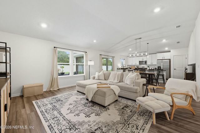 4596 PROSPERITY Way, Jacksonville, FL 32210