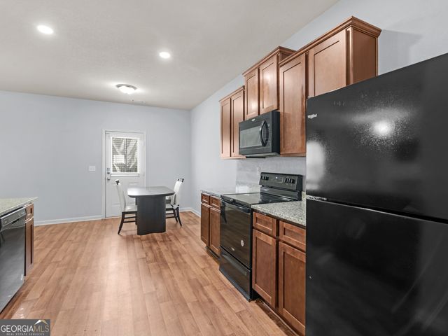 10891 Wheeler Trace, Hampton, GA 30228