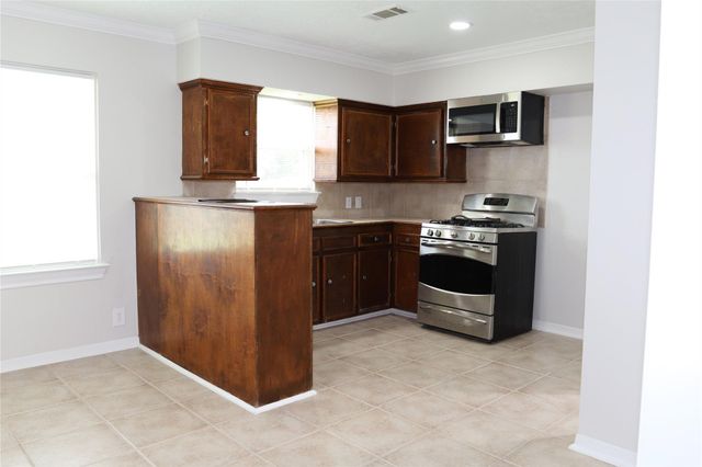11210 Leitrim Way, Houston, TX 77047