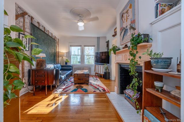 140 Linderman Avenue, Kingston, NY 12401