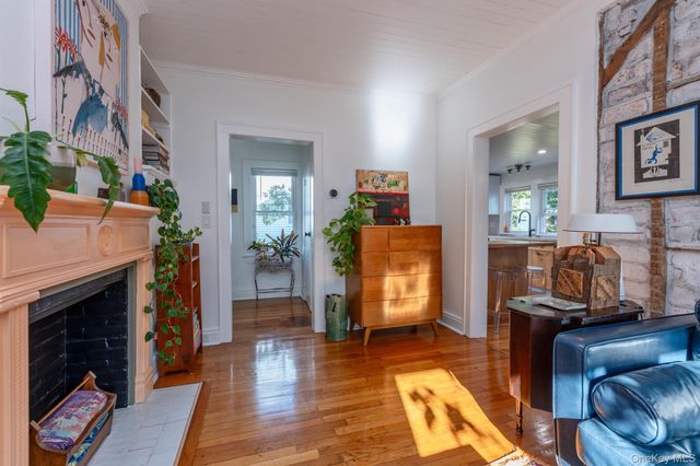140 Linderman Avenue, Kingston, NY 12401