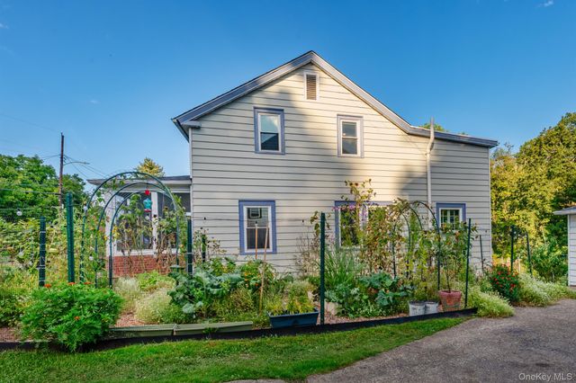 140 Linderman Avenue, Kingston, NY 12401