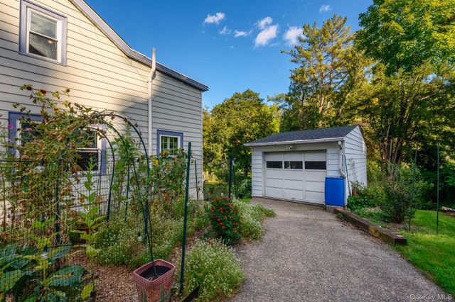 140 Linderman Avenue, Kingston, NY 12401