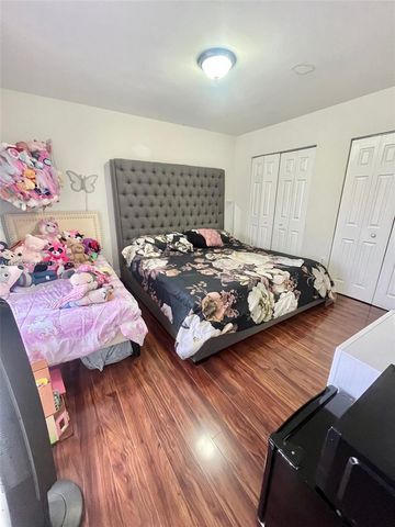 1990 SW 121st Ct 232, Miami, FL 33175