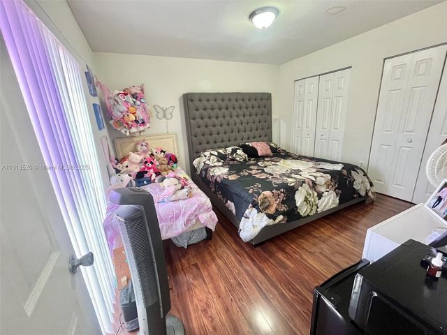 1990 SW 121st Ct 232, Miami, FL 33175