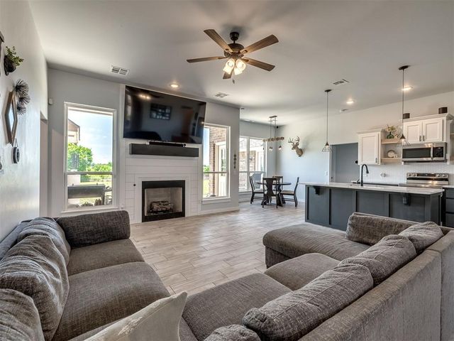 2289 County Road 1335, Blanchard, OK 73010