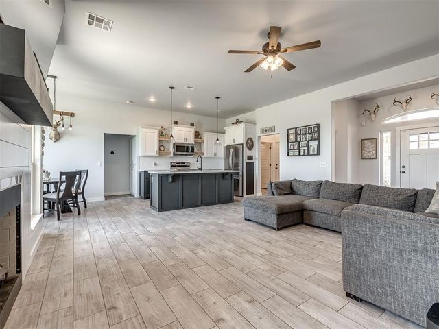 2289 County Road 1335, Blanchard, OK 73010