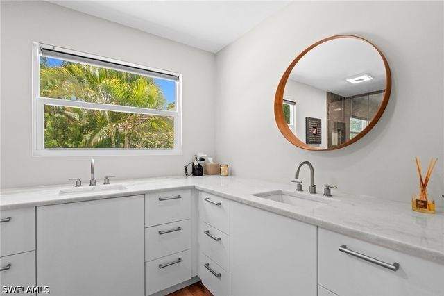 245 Monterey DR, Naples, FL 34119