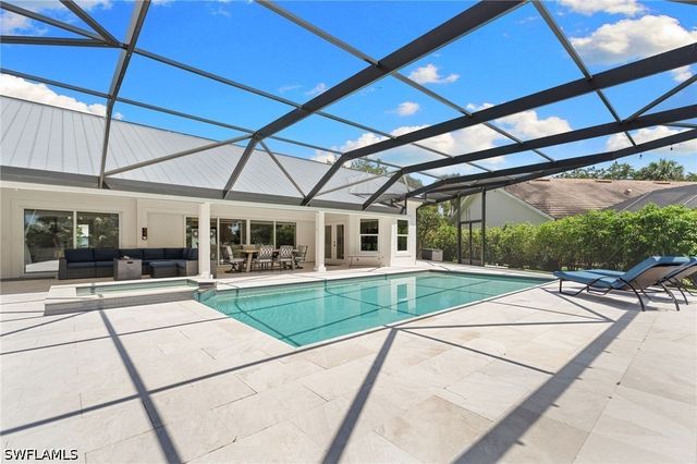 245 Monterey DR, Naples, FL 34119