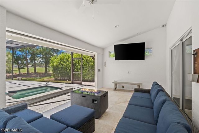 245 Monterey DR, Naples, FL 34119