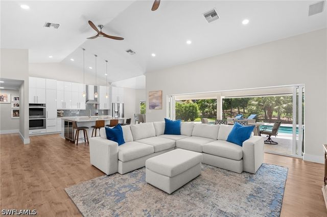 245 Monterey DR, Naples, FL 34119