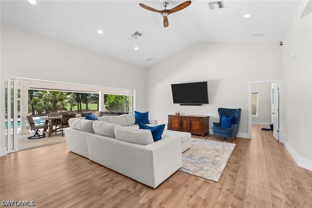 245 Monterey DR, Naples, FL 34119