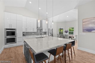 245 Monterey DR, Naples, FL 34119