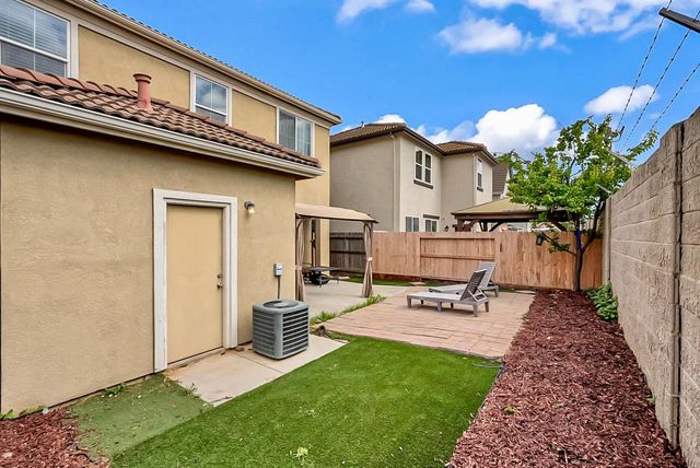 1721 Norwood Heights Ln, Ceres, CA 95307