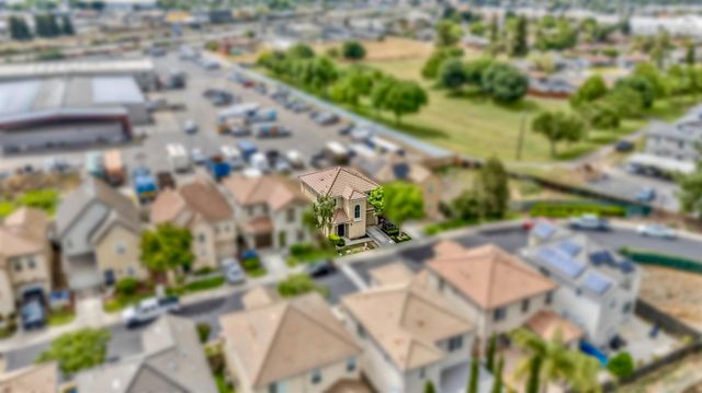 1721 Norwood Heights Ln, Ceres, CA 95307