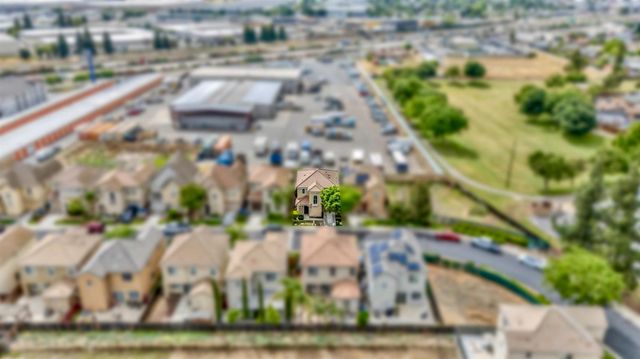 1721 Norwood Heights Ln, Ceres, CA 95307