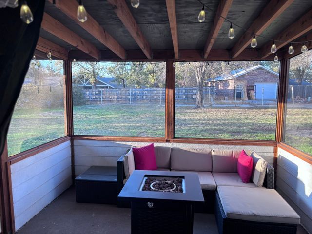 1033 Royal Lane, Graham, TX 76450