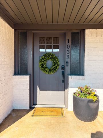 1033 Royal Lane, Graham, TX 76450