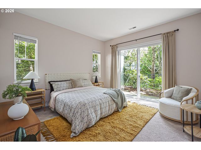 8349 Sw 24TH Ave 8, Portland, OR 97219