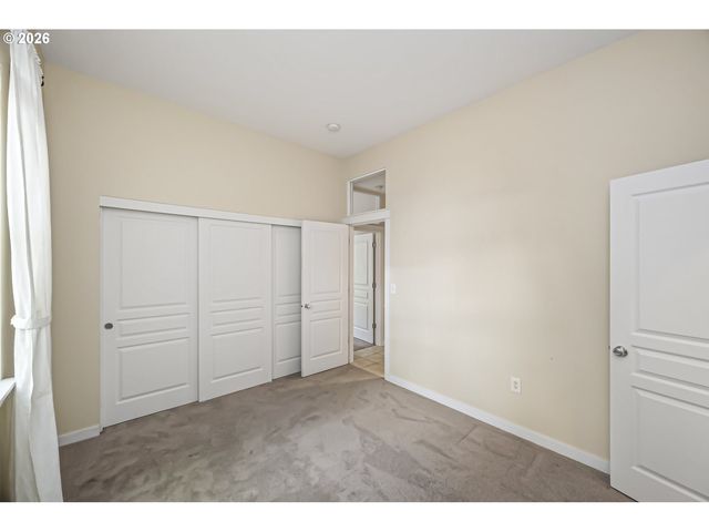 8349 Sw 24TH Ave 8, Portland, OR 97219