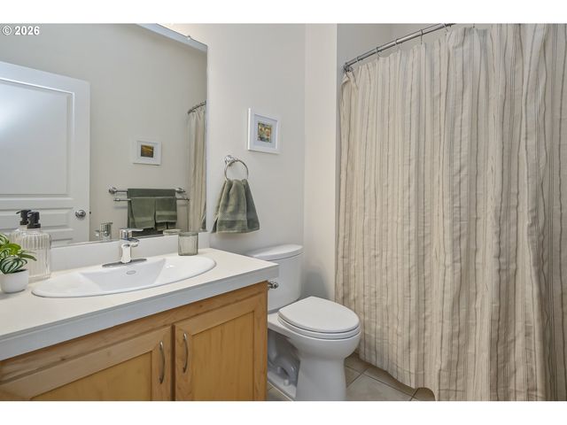 8349 Sw 24TH Ave 8, Portland, OR 97219