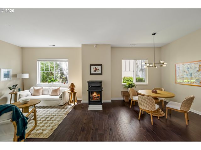 8349 Sw 24TH Ave 8, Portland, OR 97219