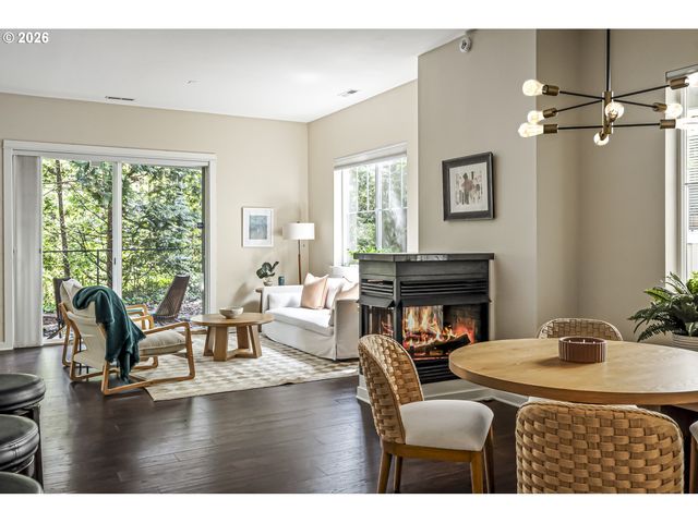 8349 Sw 24TH Ave 8, Portland, OR 97219