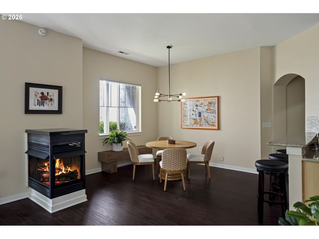 8349 Sw 24TH Ave 8, Portland, OR 97219