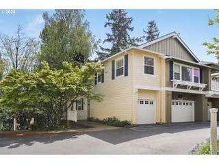 8349 Sw 24TH Ave 8, Portland, OR 97219
