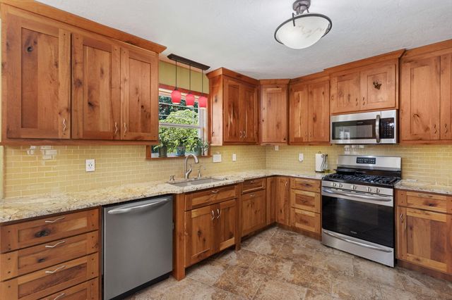 7101 Fairington Circle, Hixson, TN 37343