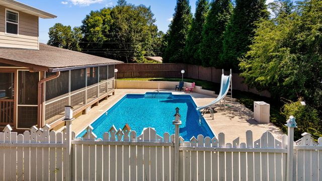 7101 Fairington Circle, Hixson, TN 37343